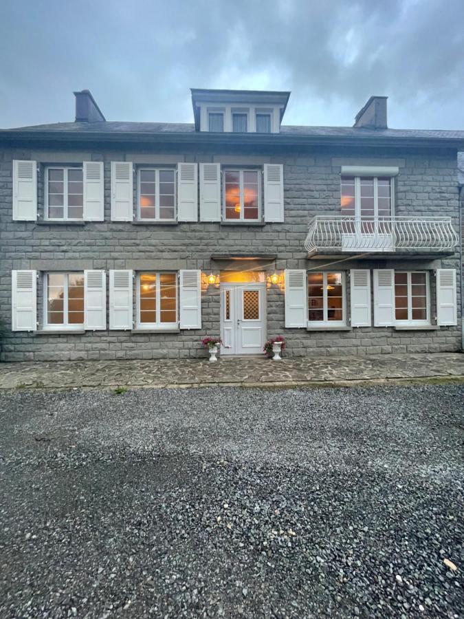 La Butte - Maison De Vacances Avranches Avec Vue Sur Le Mont Saint Michel 勒瓦尔圣贝尔 外观 照片